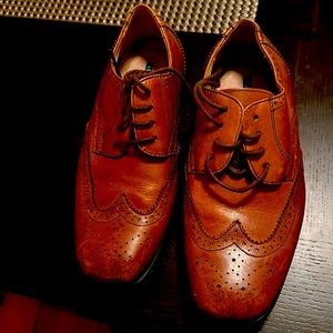 Florsheim boys shoes are worn three times